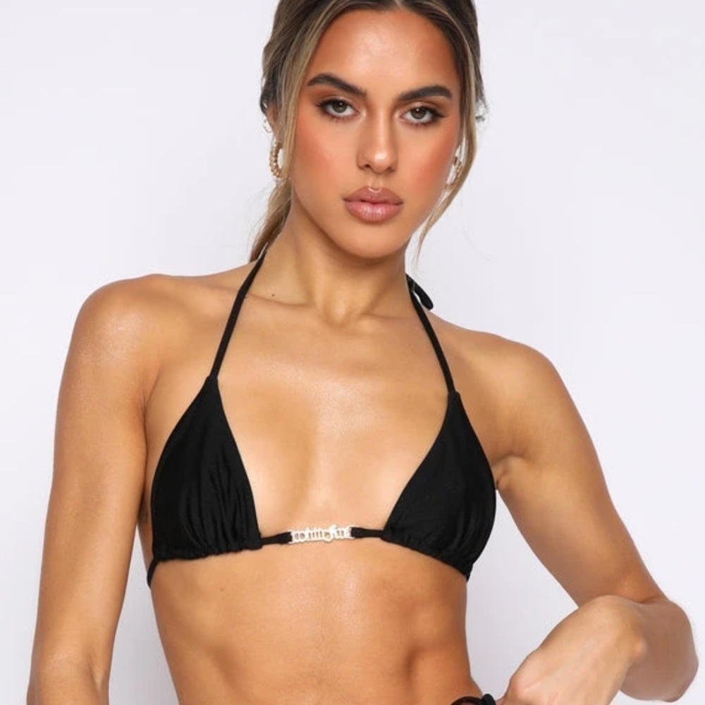 NWT WHITE FOX Boutique AU Swimwear Sunkissed Skin Bikini Top Shiny Black XL